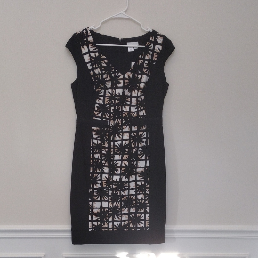 Chic Black and White Geometric Midi Dress